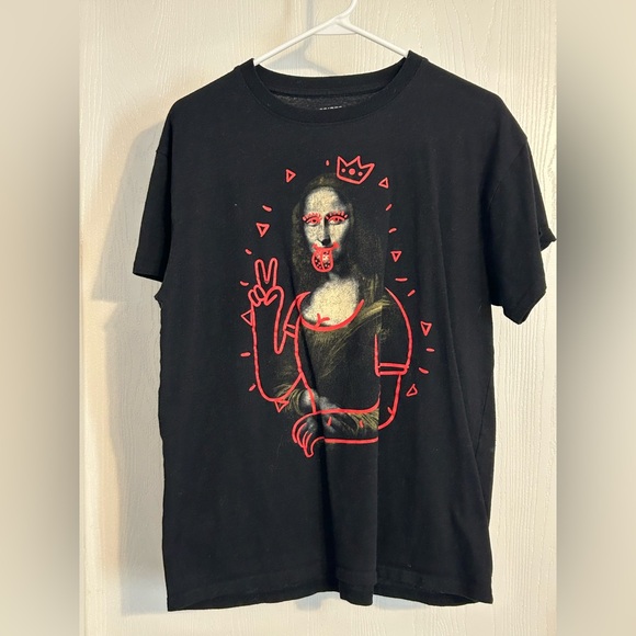 Other - Brisco Brands | Mona Lisa black graphic t-shirt | Size Large.